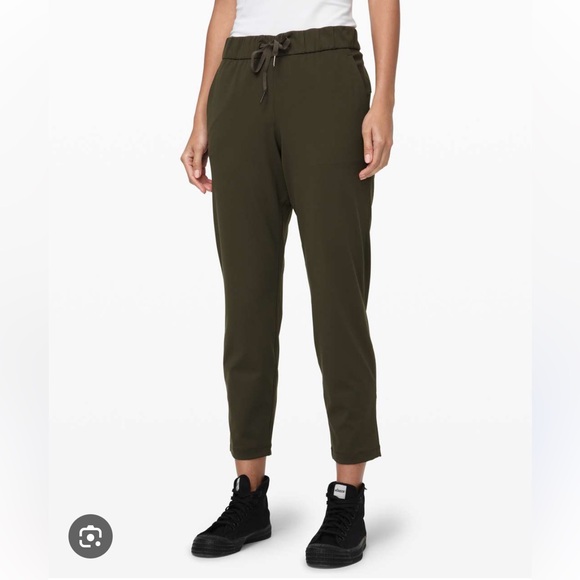 lululemon athletica Pants - Lululemon on the Fly pants in dark Olive